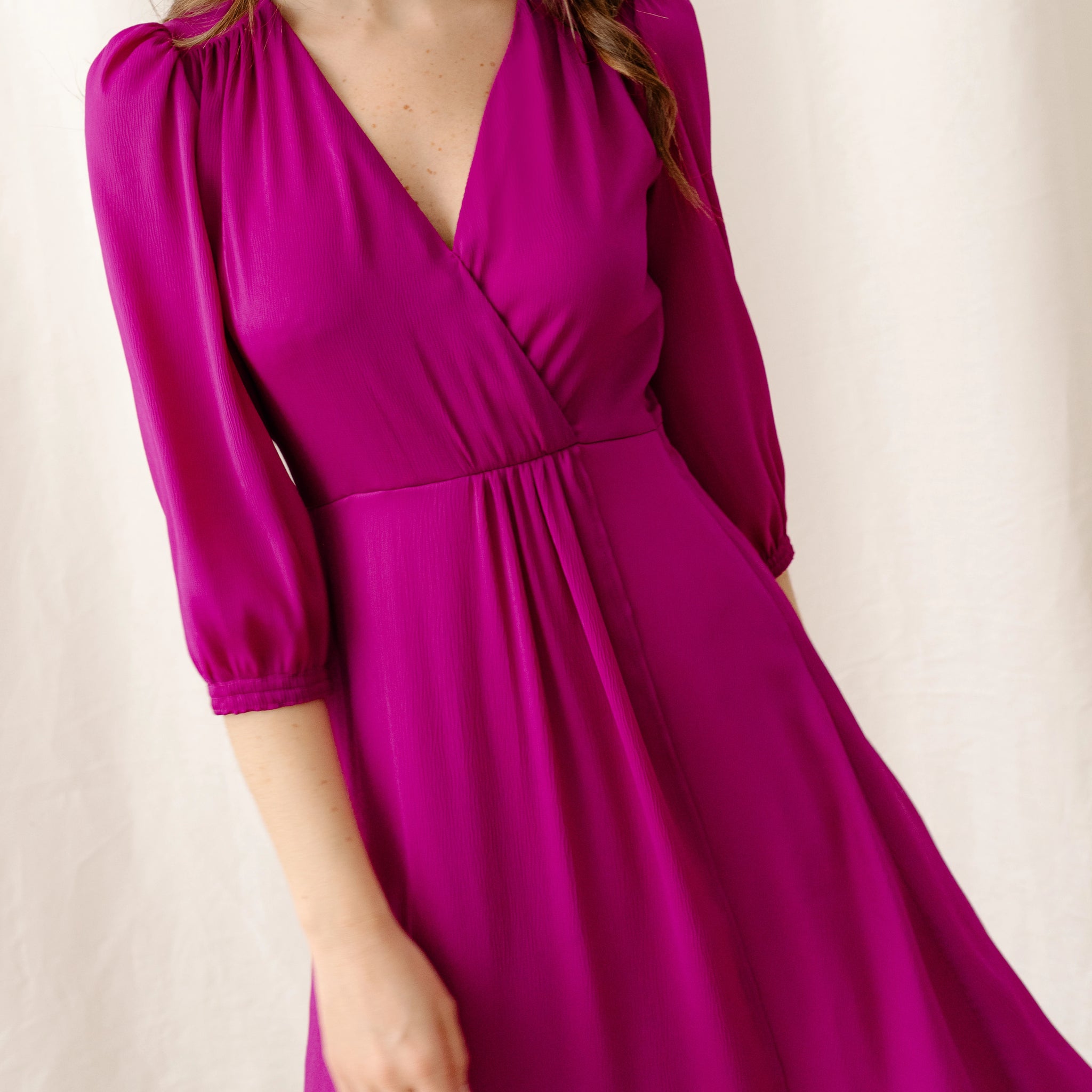 Robe Teodora Magenta Violine